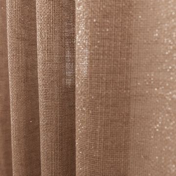 Hotel chique gordijnen op maat met subtiele glitter voor een luxe sfeer in huis