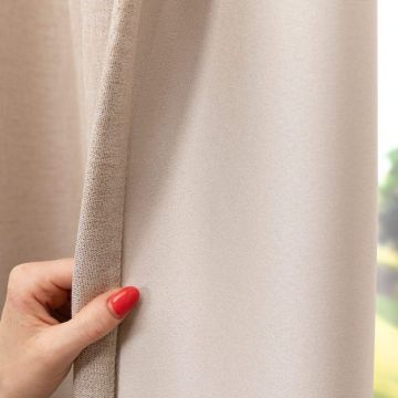 verduisterende gordijnen creme