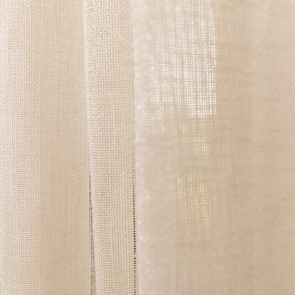 Inbetween gordijnstof Divine in lichte naturel tint