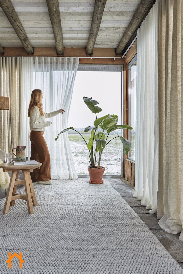 Inbetween gordijn met wave plooi Wave plooi gordijnen in inbetween stof